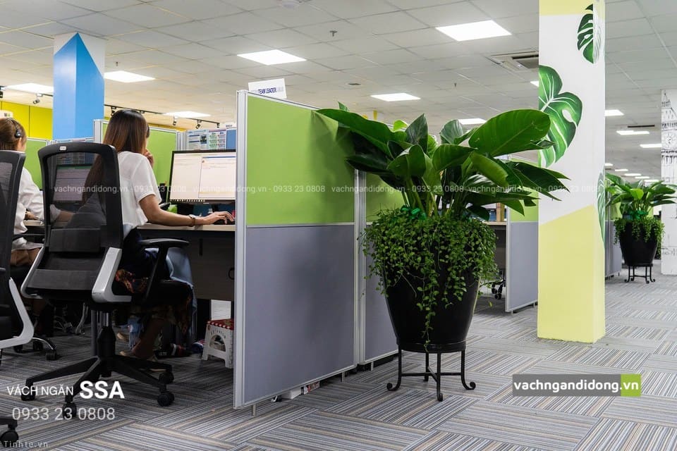 vách ngăn nhân viên